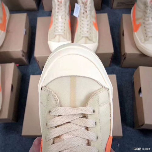 走進(jìn)鞋廠 通用鞋類制作的細(xì)節(jié)探索